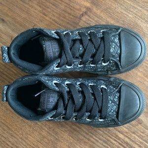 BOYS' CONVERSE LITTLE KID CHUCK TAYLOR ALL STAR STREET MID SNEAKERS